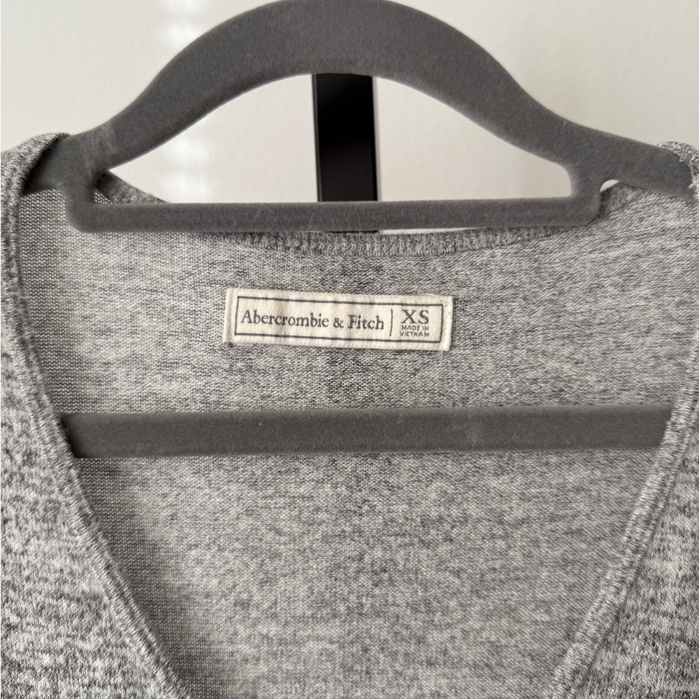 Abercrombie & Fitch Gray V-Neck Bodysuit Size XS - Picture 4 of 5
